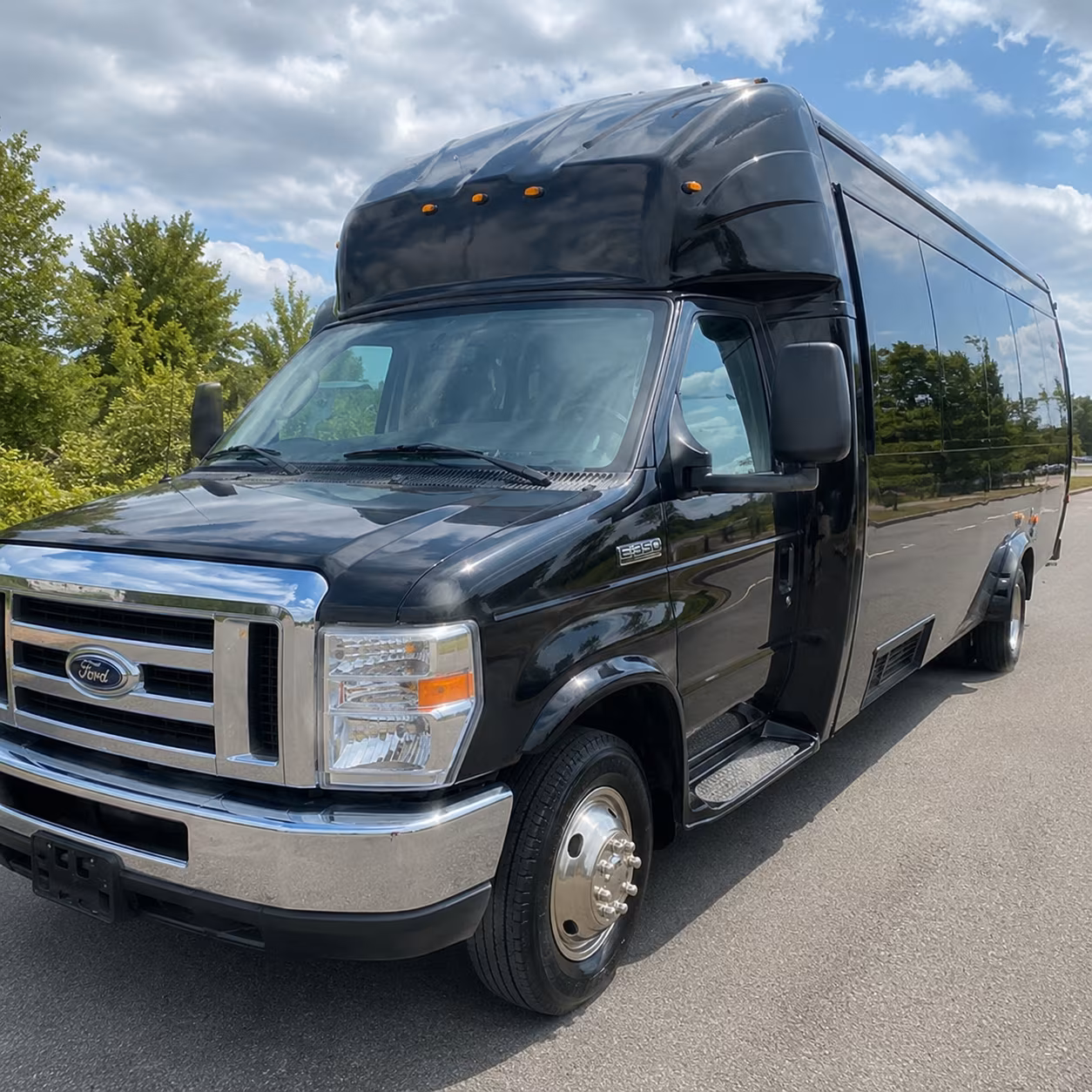 bachelorette and bachelor party buses in tallahassee