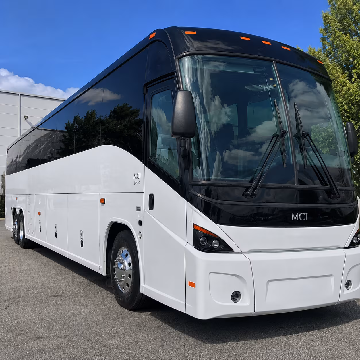 charter bus rentals to tallahassee international airport tlh