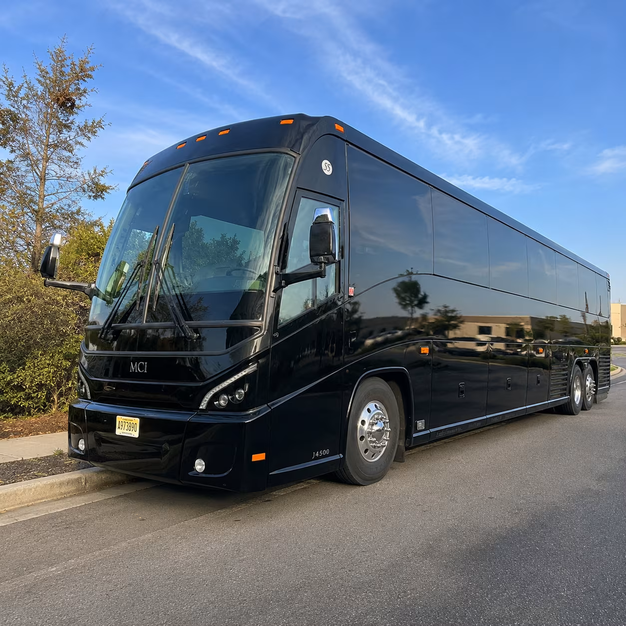 charter buses to monticello and jefferson county wineries