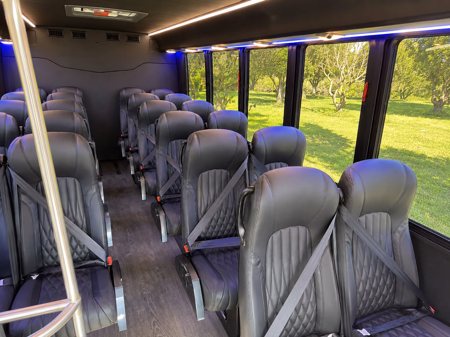tallahassee 20 passenger minibus inside