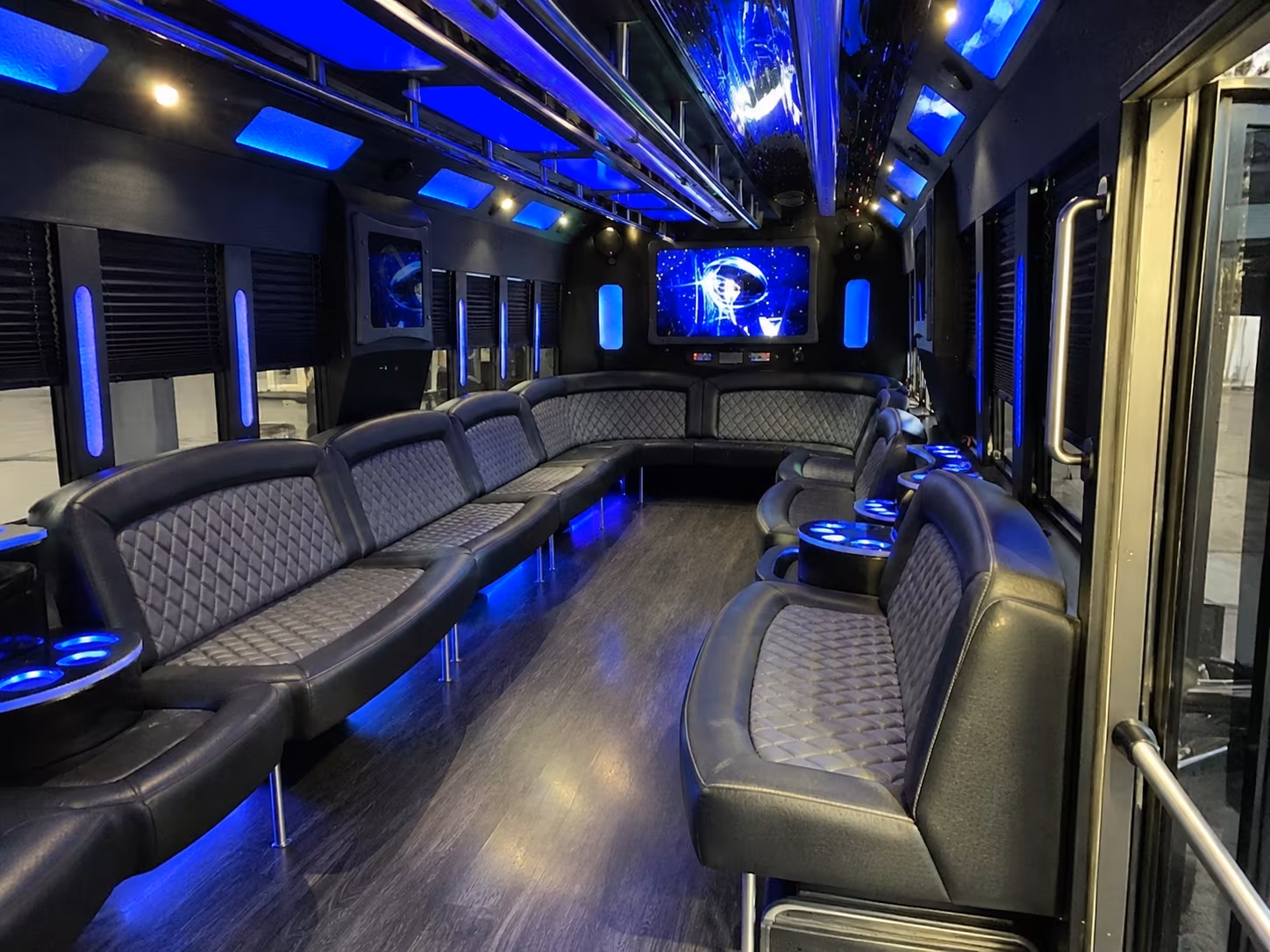 tallahassee 28 passenger party bus interior