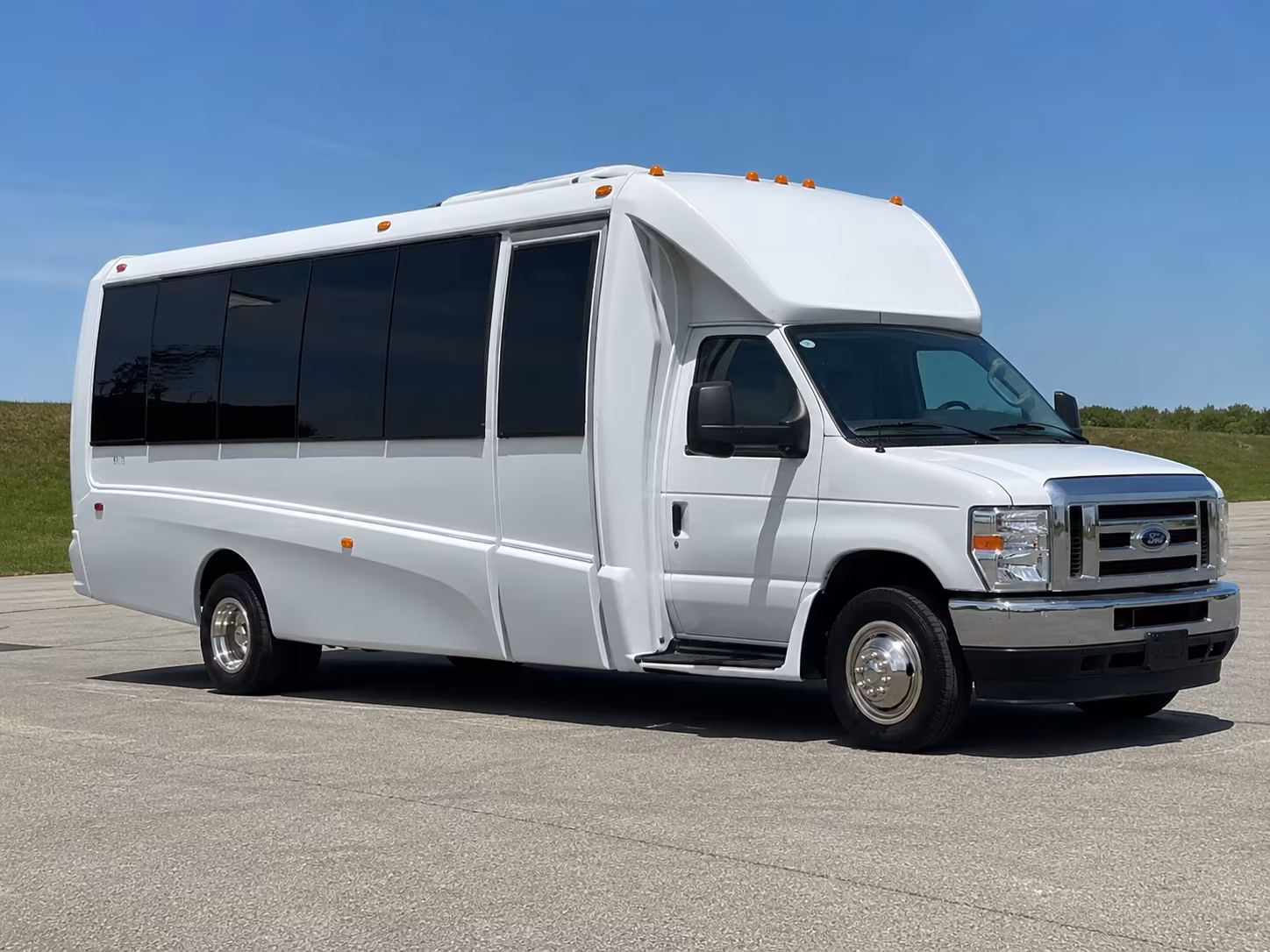 tallahassee new years eve party bus rental